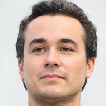 отзыв Руслан Соловьев